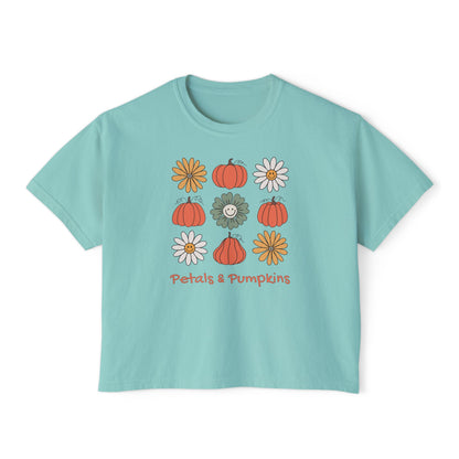 Fall Petals and Pumpkins Comfort Colors Autumn Aesthetic Women's Boxy Tee